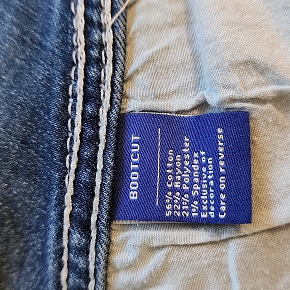 Jeans - Picture 6 of 8